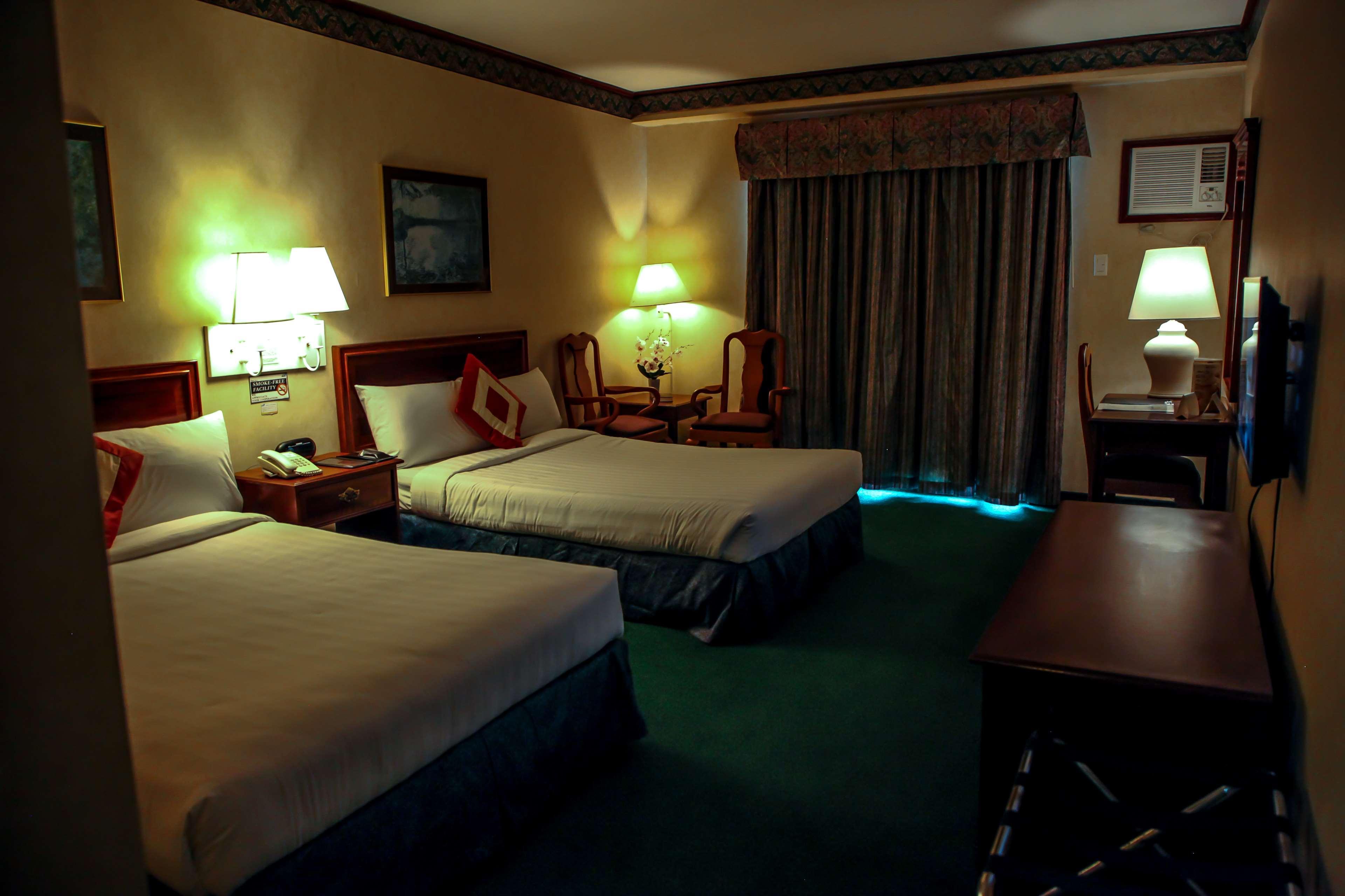 Days Hotel Tagaytay Tagaytay City Exteriör bild