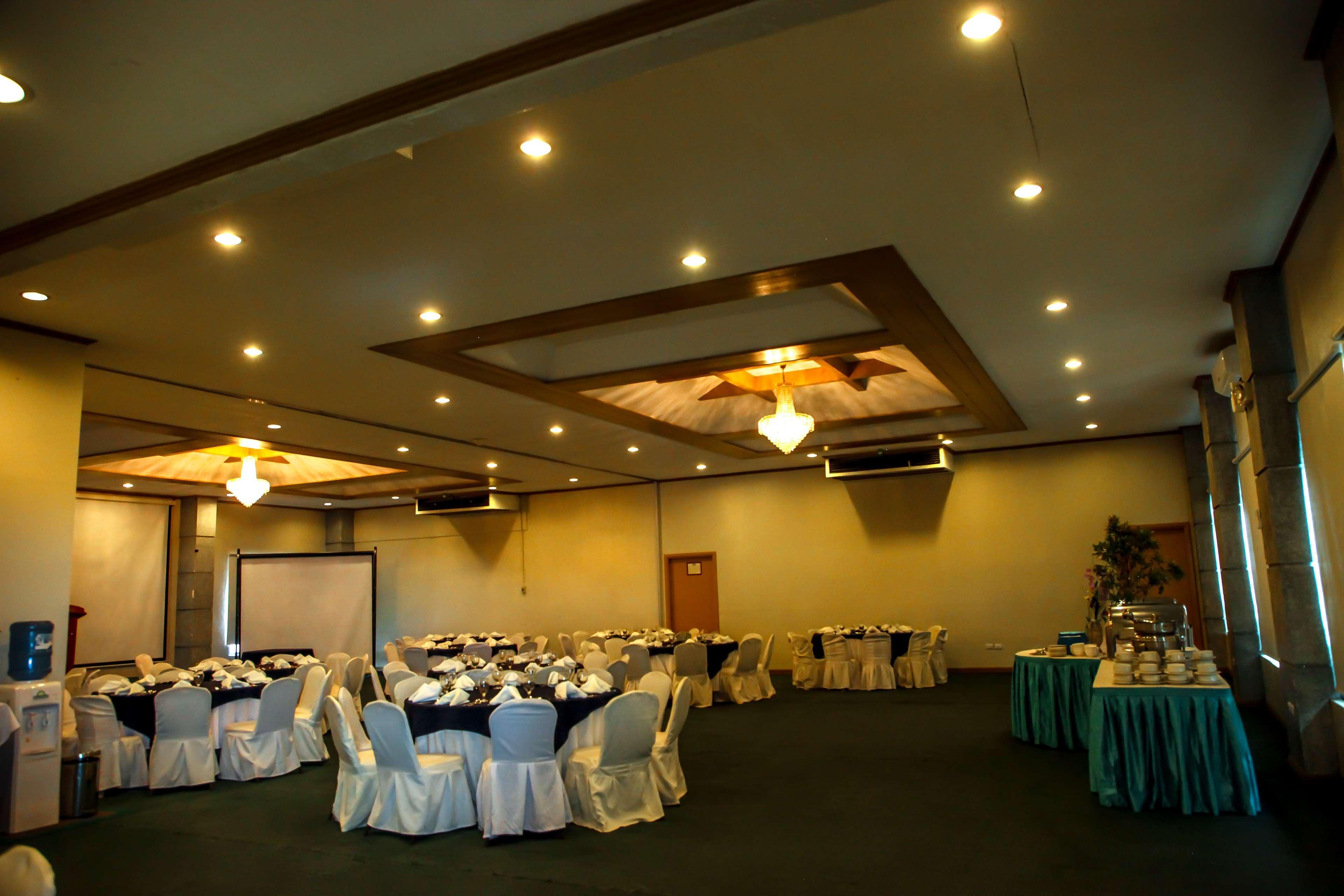 Days Hotel Tagaytay Tagaytay City Exteriör bild