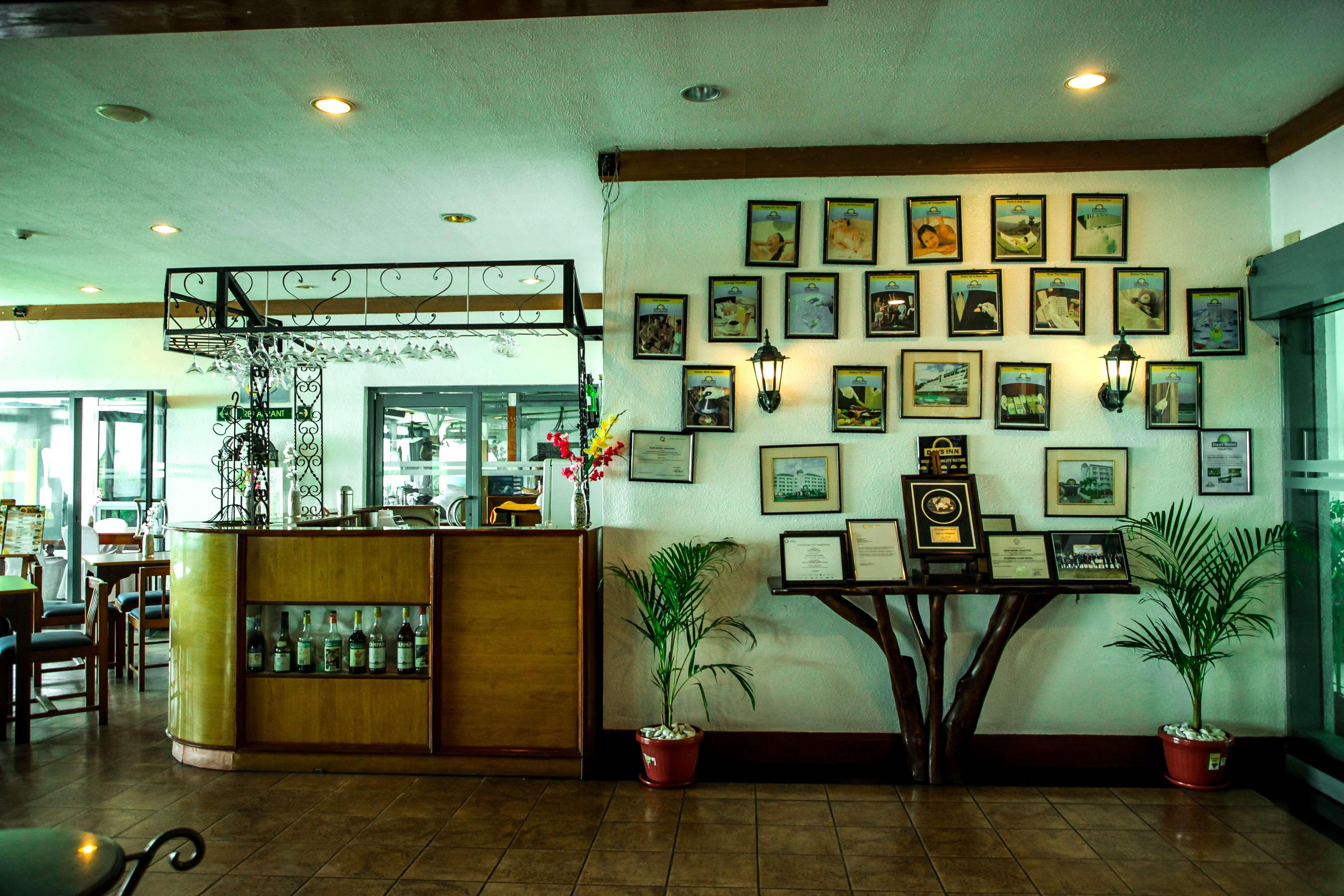 Days Hotel Tagaytay Tagaytay City Exteriör bild