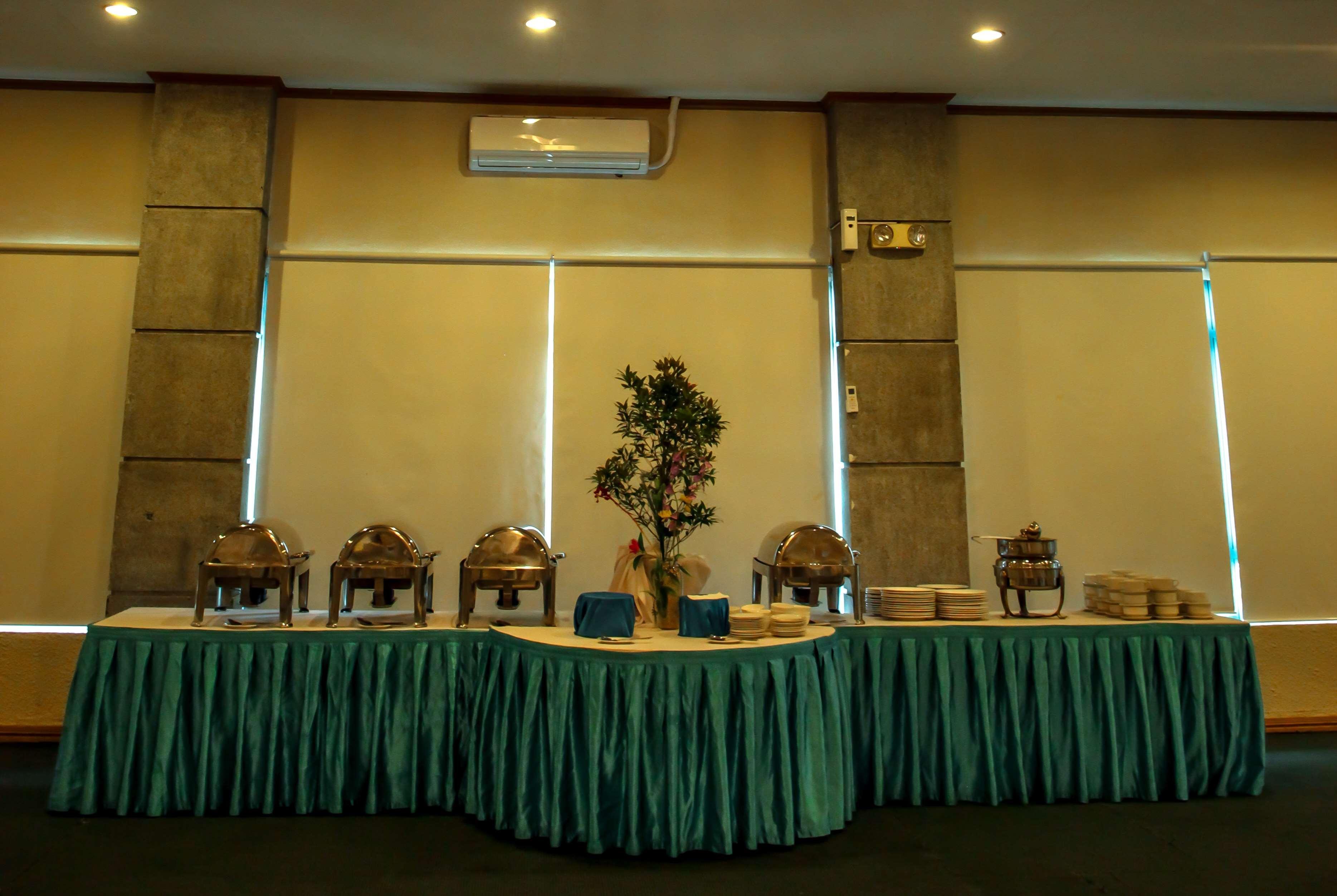Days Hotel Tagaytay Tagaytay City Exteriör bild