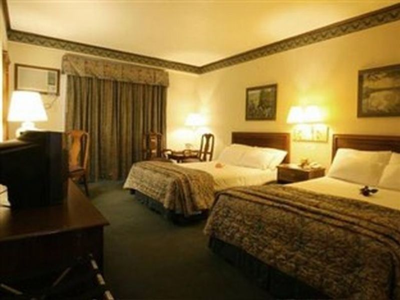 Days Hotel Tagaytay Tagaytay City Exteriör bild