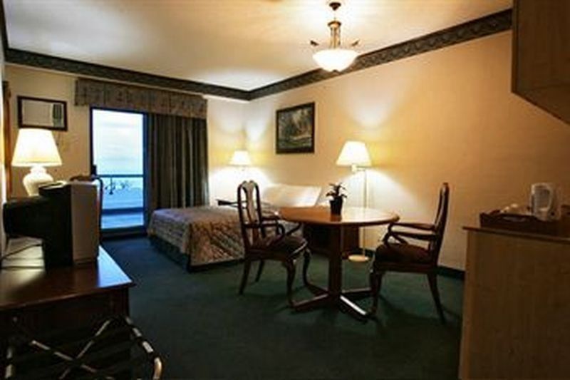 Days Hotel Tagaytay Tagaytay City Exteriör bild